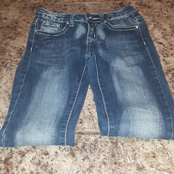 Jeans - Picture 2 of 4